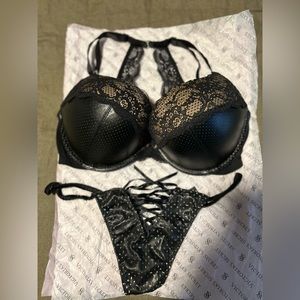 Victoria’s Secret 36c bombshell adds 2 cup sizes and large panty
